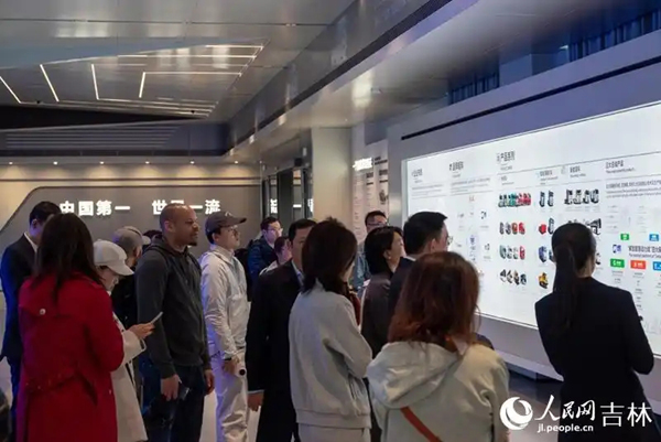 感知幸福中国行｜一汽解放：勾勒中国商用车“智造”新图景