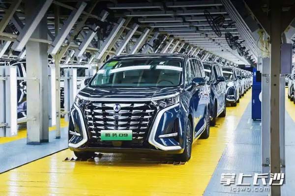 长沙每卖出2台车中就有1台绿牌车，新能源汽车产业迎来进阶