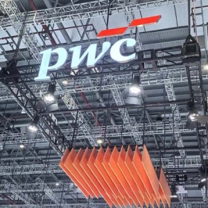 AI重塑汽车行业价值链 汽车制造商有望提升40%—60%利润率