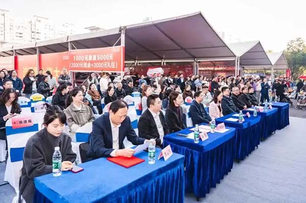 2025岳阳冬季车展正式开展，政企联动助力年末汽车消费