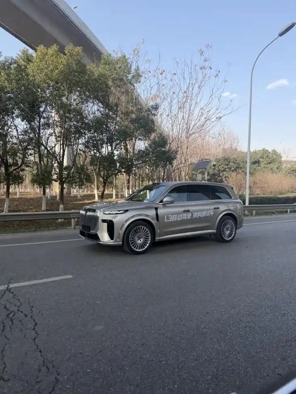 岚图泰山L3级自动驾驶测试取得新进展，市场表现强劲