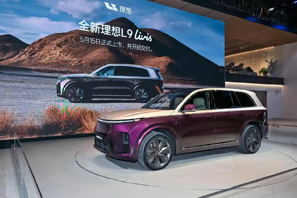 理想汽车在“家”赛道打出新牌，L9Livis首秀北京车展