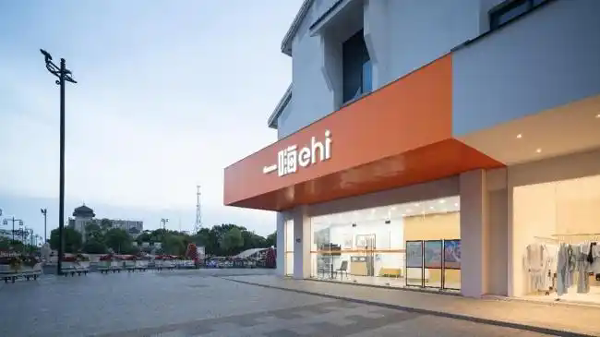 悦享出游 一嗨租车“717新车季”打造暑期亲子样板