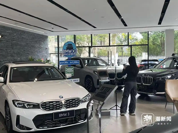 新能源汽车品牌持续“上新” 宁波潘火汽车大道前8月撑起百亿元销售额