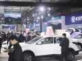 春季车市爆发，新能源“挑大梁” 2025年前4个月产销量首次超过1000万辆，新能源车渗透率接近50%