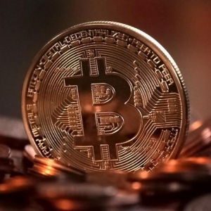血亏30亿元！特斯拉因比特币价格暴跌损失惨重：马斯克后悔不？