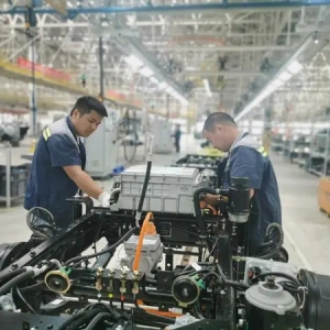 丨贵安新区高质量发展丨聚焦产业 打造园区 强化项目￨贵安新区：新型工业化跑出“加速度”