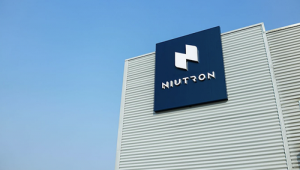 李一男的新造车公司NIUTRON正式公布首款产品自游家NV外观