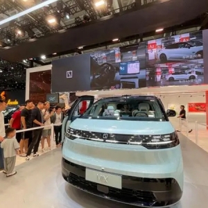 极氪MIX、009光辉……极氪全系车型亮相大湾区车展