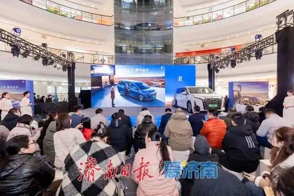 MPV市场迎“猛将”，比亚迪夏济南上市，售价24.98万起