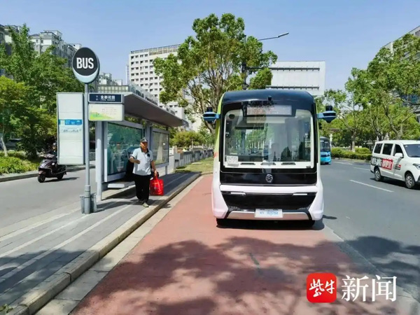增开3条线路！无锡惠山经开区自动驾驶小巴上新！