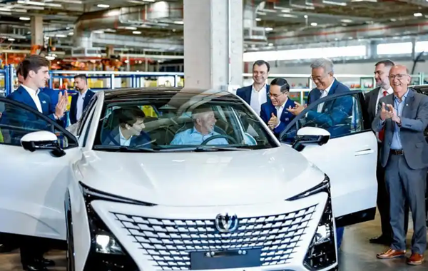 中国汽车高质量出海再传捷报，长安汽车巴西工厂正式投产