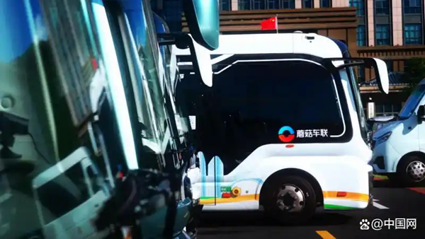 从蘑菇车联MOGOBUS登陆新加坡，看中国自动驾驶如何构建工业壁垒